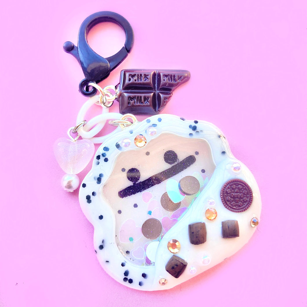 Ditto Cookie Cream Dry Shaker Purse Bag Charm
